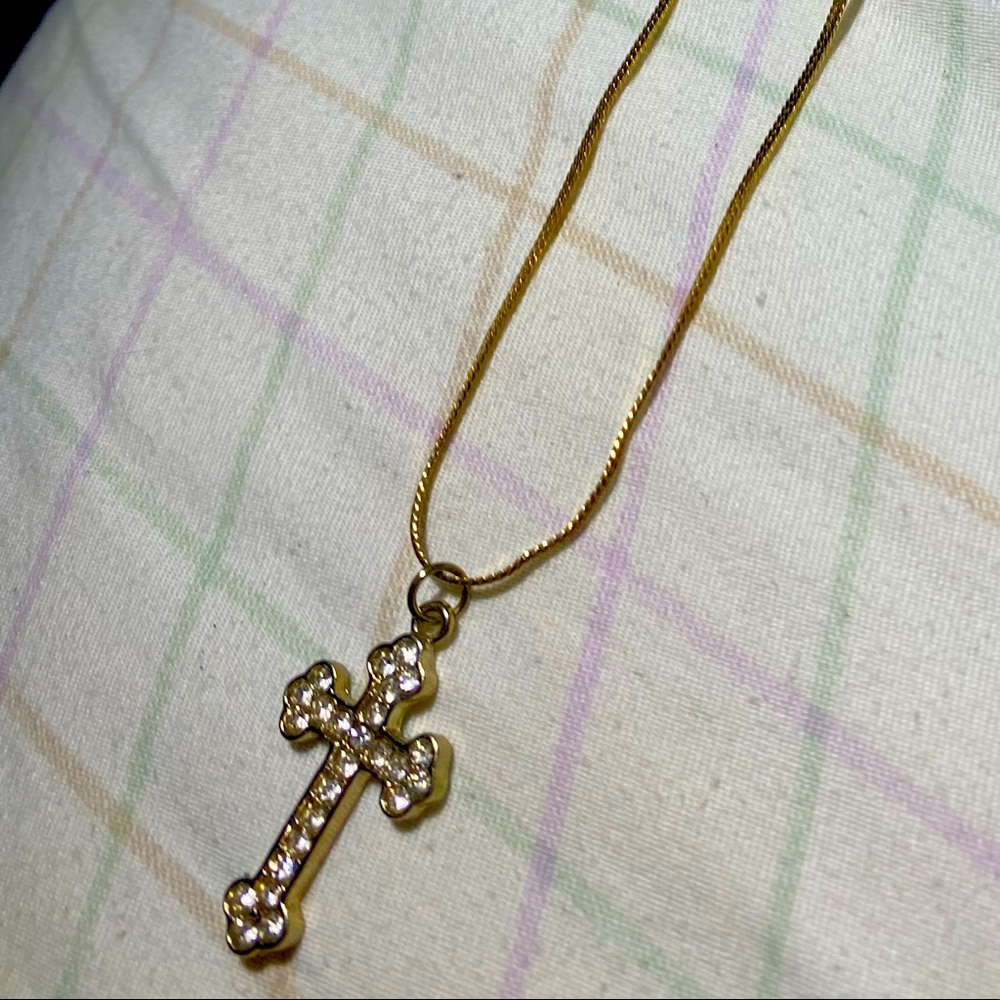 Golden yellow chain with diamond encrusted stylish cross